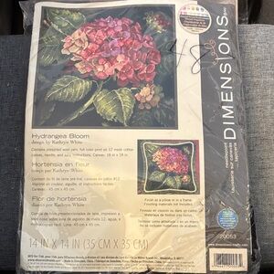 Dimensions Hydrangea Bloom Needlepoint Kit 20053 sealed